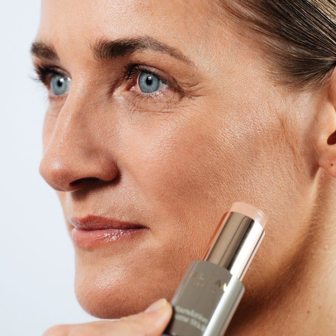 Foundation Creme Stick Light Medium