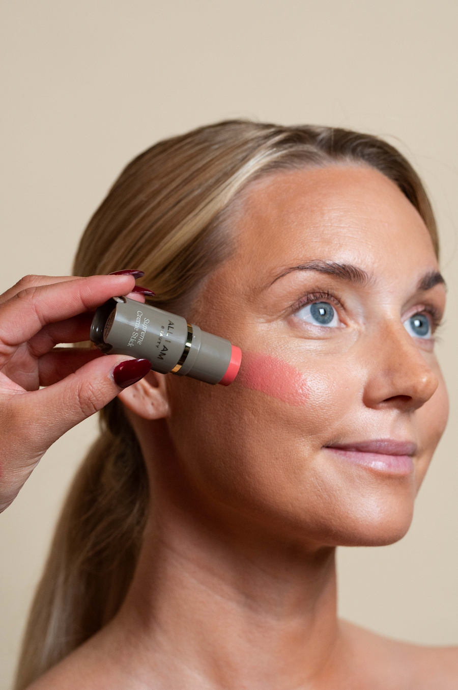 Romantic Plum & Sculpting Cheek Brush